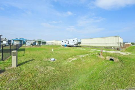 2570 W Monroe Port O'connor TX 77982
