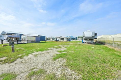 2570 W Monroe Port O'connor TX 77982