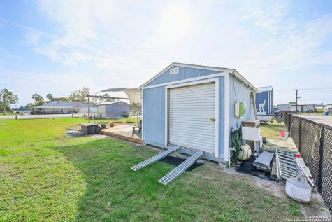 2570 W Monroe Port O'connor TX 77982