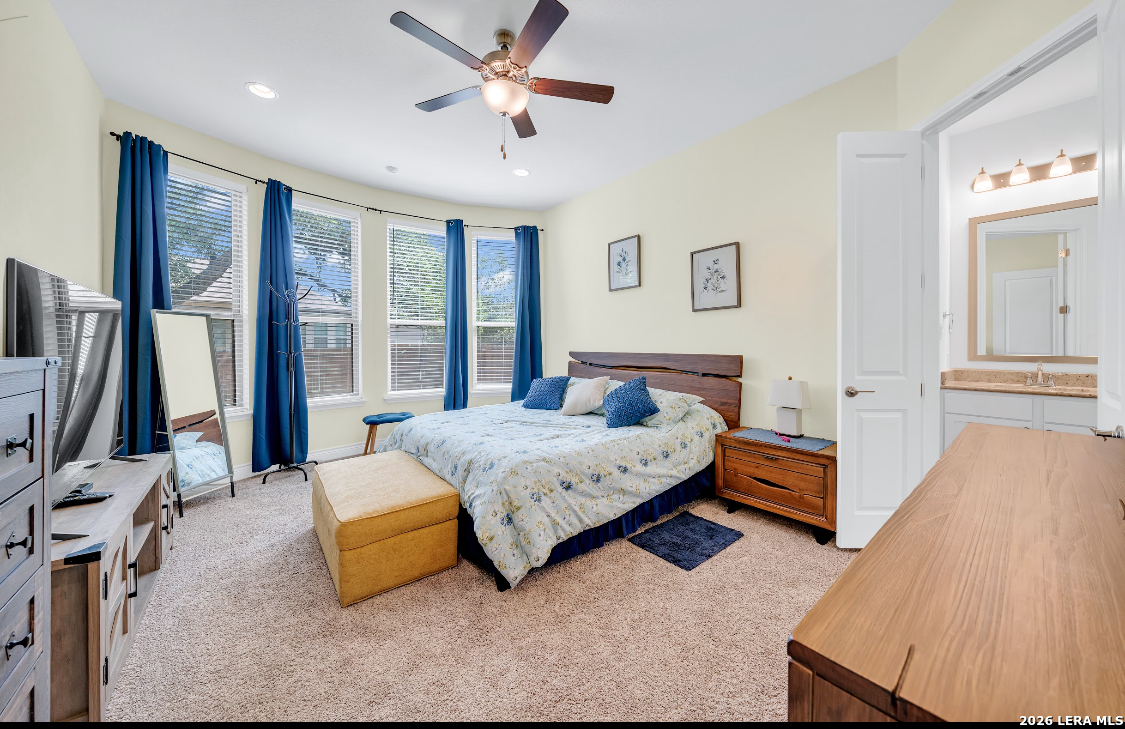 1057 Cadogan Squire San Antonio TX 78260