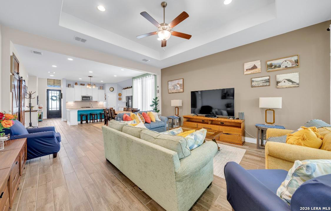 1057 Cadogan Squire San Antonio TX 78260