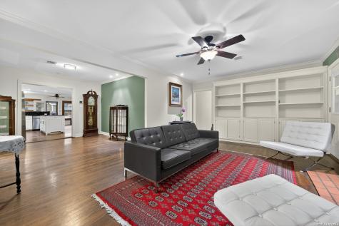 135 Corona Avenue Alamo Heights TX 78209