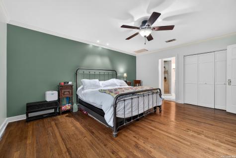 135 Corona Avenue Alamo Heights TX 78209