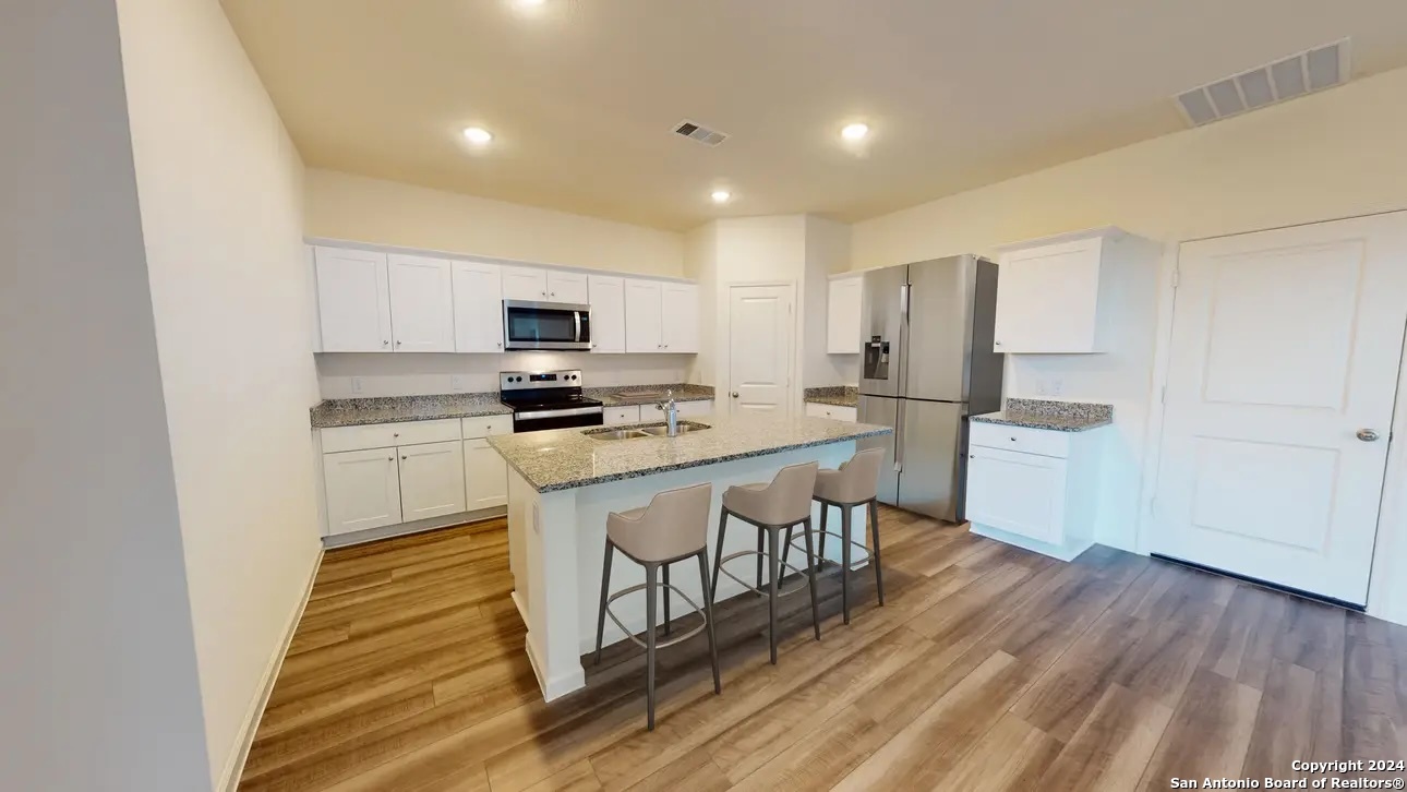 7710 Fox View San Antonio TX 78252