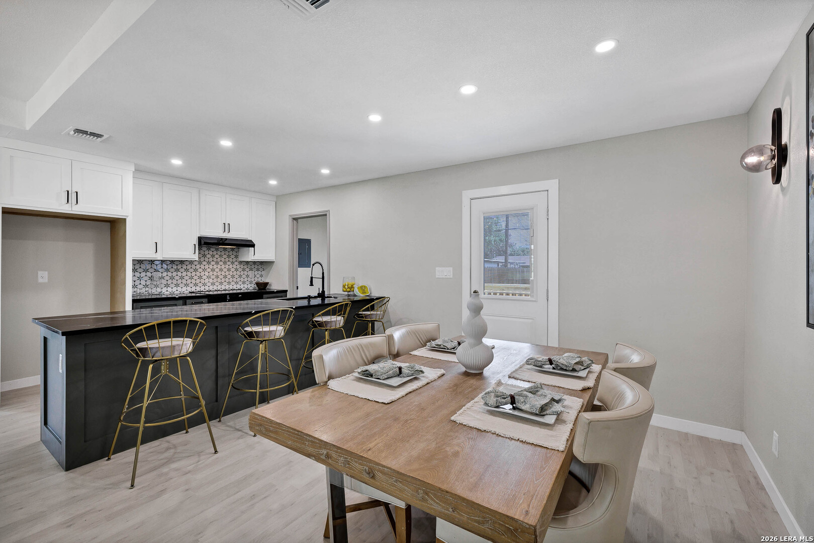 223 Laurelwood Drive San Antonio TX 78213