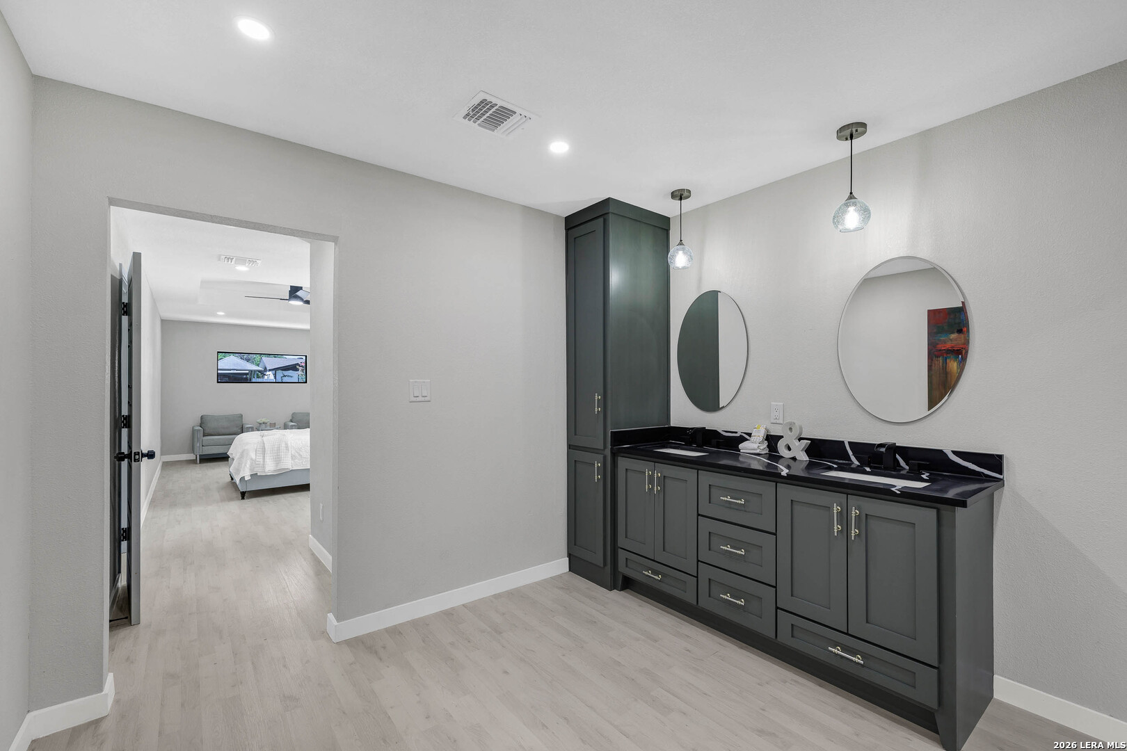 223 Laurelwood Drive San Antonio TX 78213