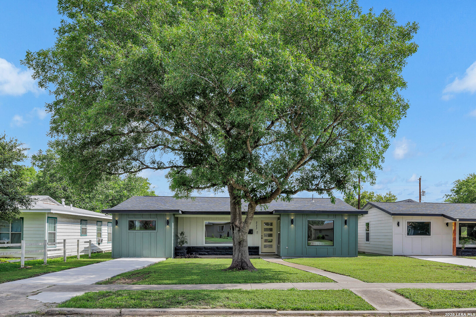 223 Laurelwood Drive San Antonio TX 78213