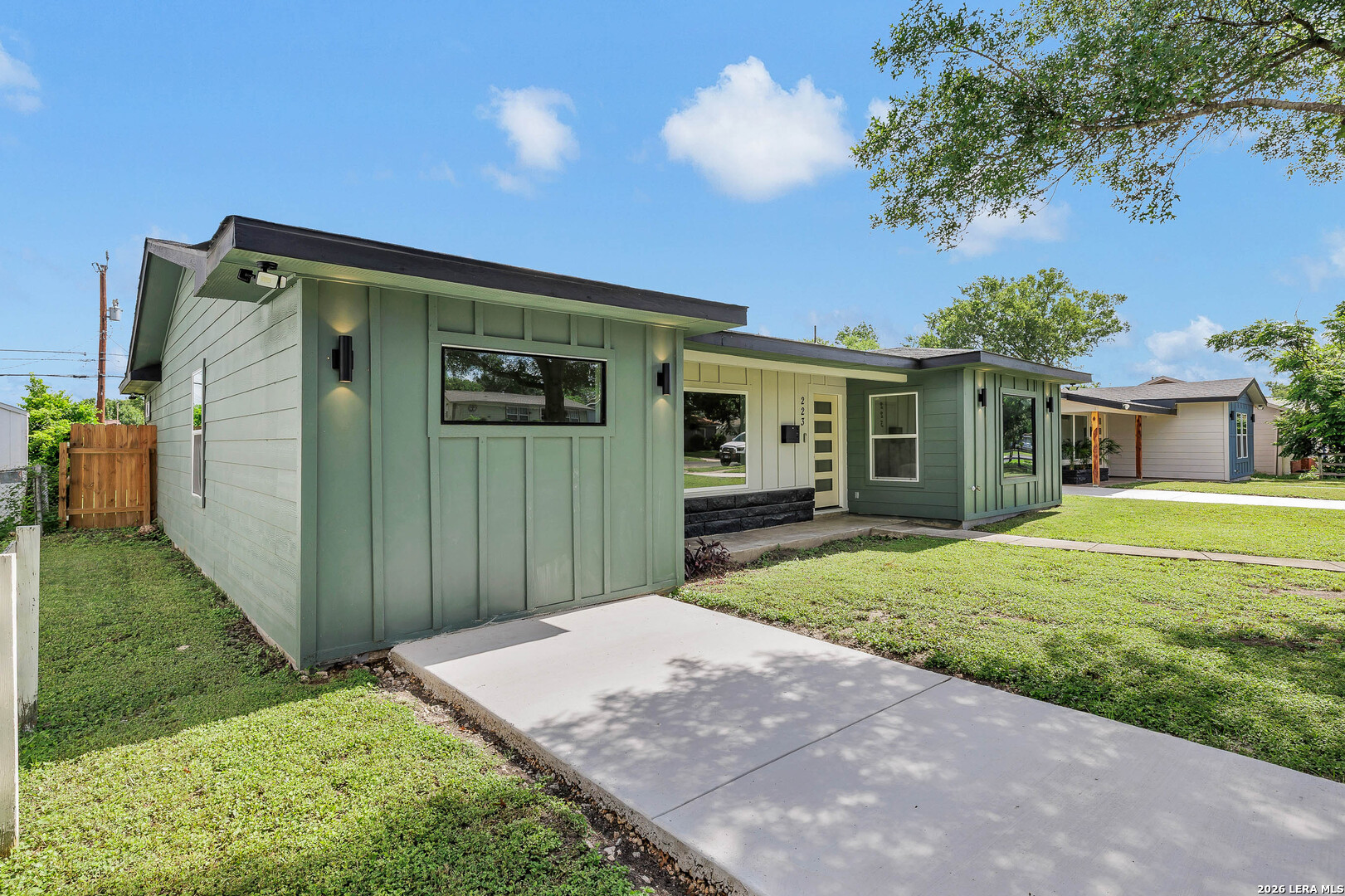 223 Laurelwood Drive San Antonio TX 78213