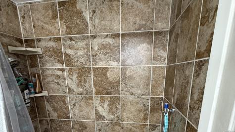 915 Horseshoe Trail Universal City TX 78148