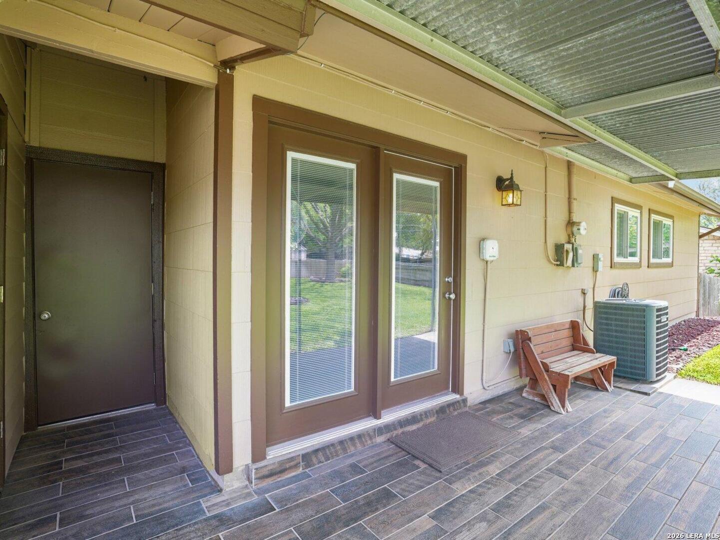915 Horseshoe Trail Universal City TX 78148