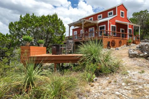776 County Road 270 Mico TX 78056