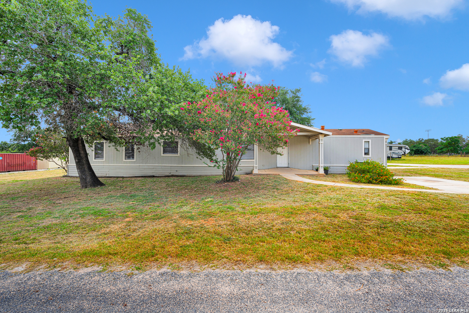 113 9th Street Natalia TX 78059