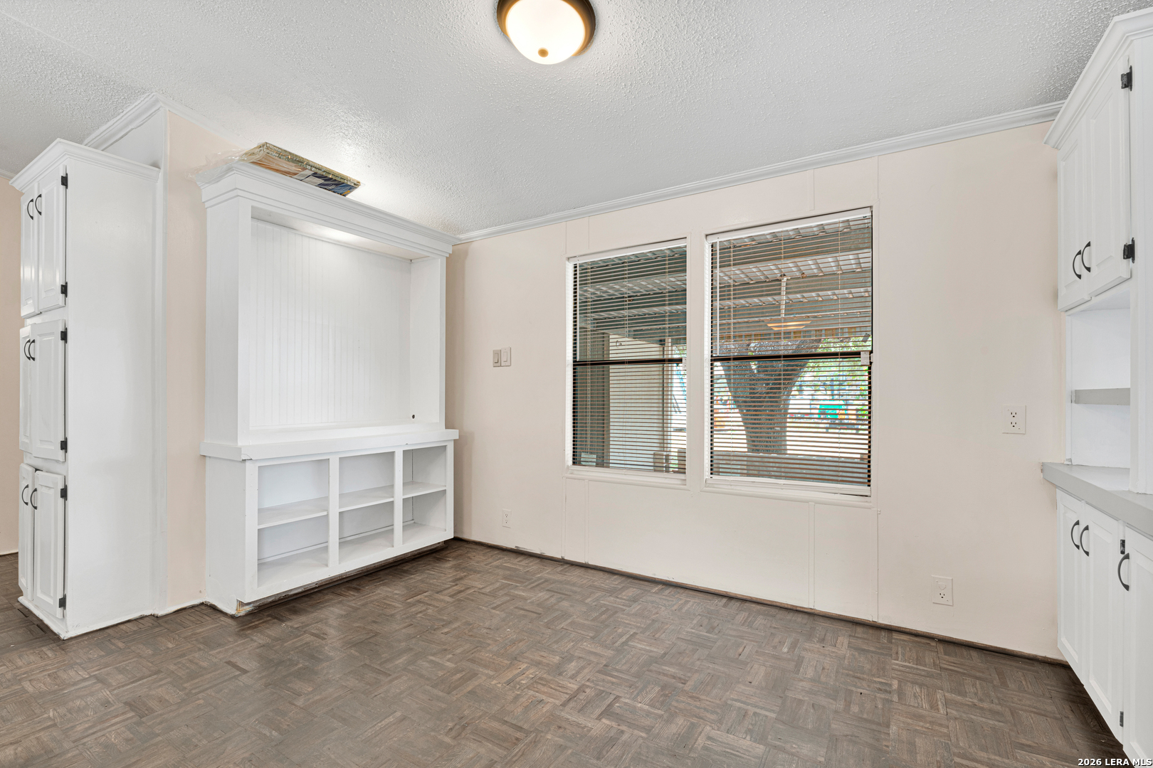 113 9th Street Natalia TX 78059