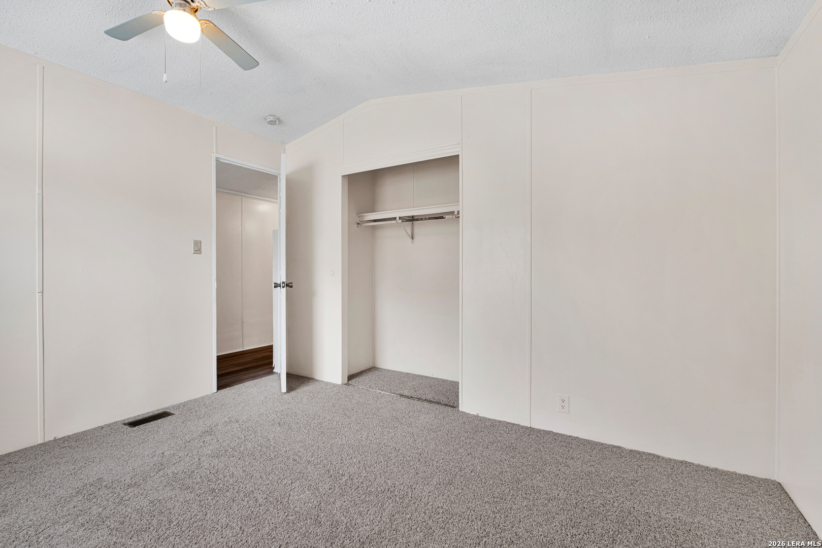 113 9th Street Natalia TX 78059