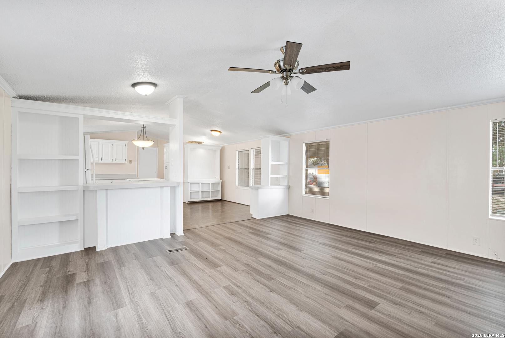 113 9th Street Natalia TX 78059