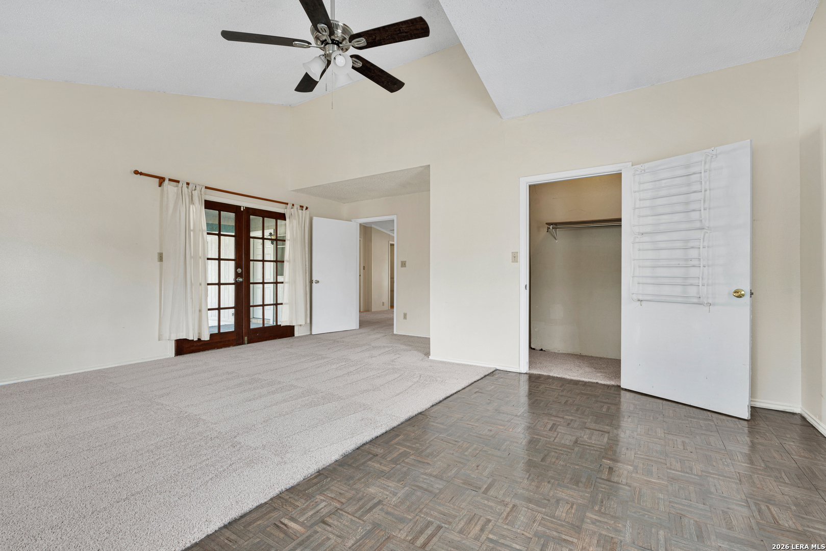 113 9th Street Natalia TX 78059