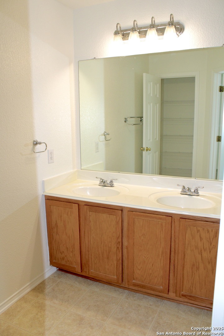26619 Redstone San Antonio TX 78261