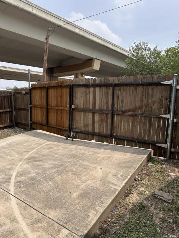 1314 W Woodlawn Avenue San Antonio TX 78201