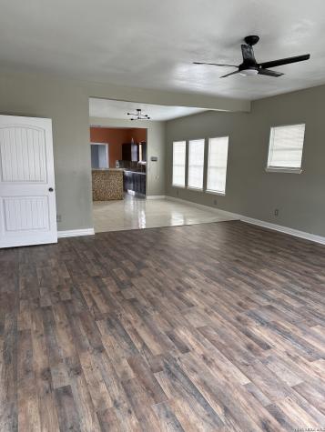 1314 W Woodlawn Avenue San Antonio TX 78201