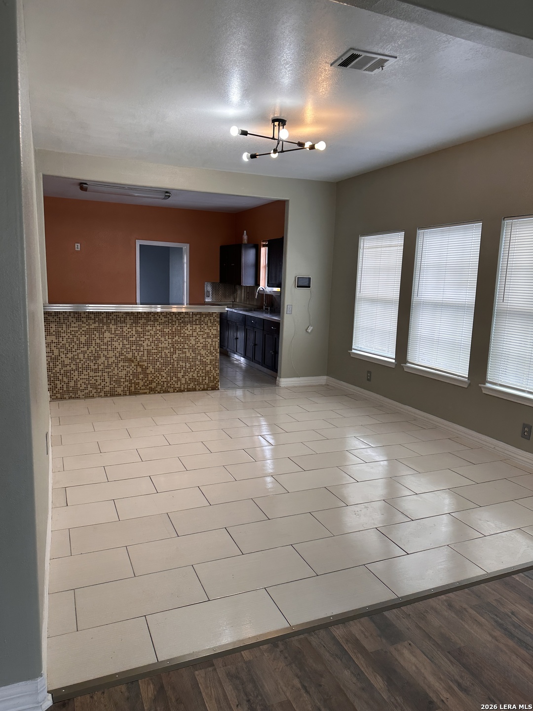 1314 W Woodlawn Avenue San Antonio TX 78201