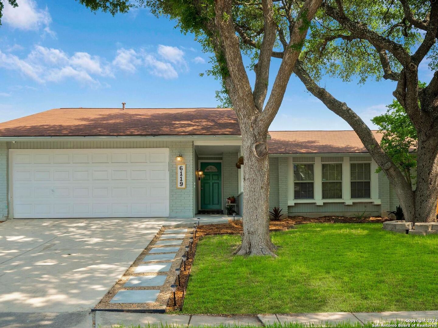 6119 Willowridge Lane San Antonio TX 78249