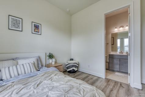 107 Cheslyn Boerne TX 78006
