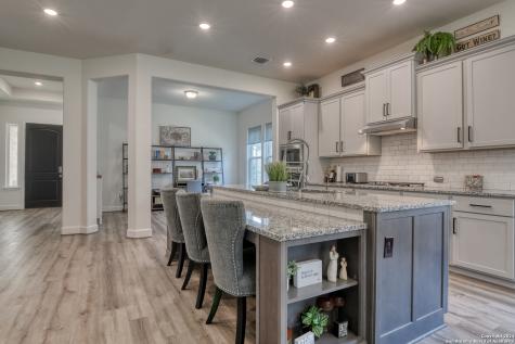 107 Cheslyn Boerne TX 78006