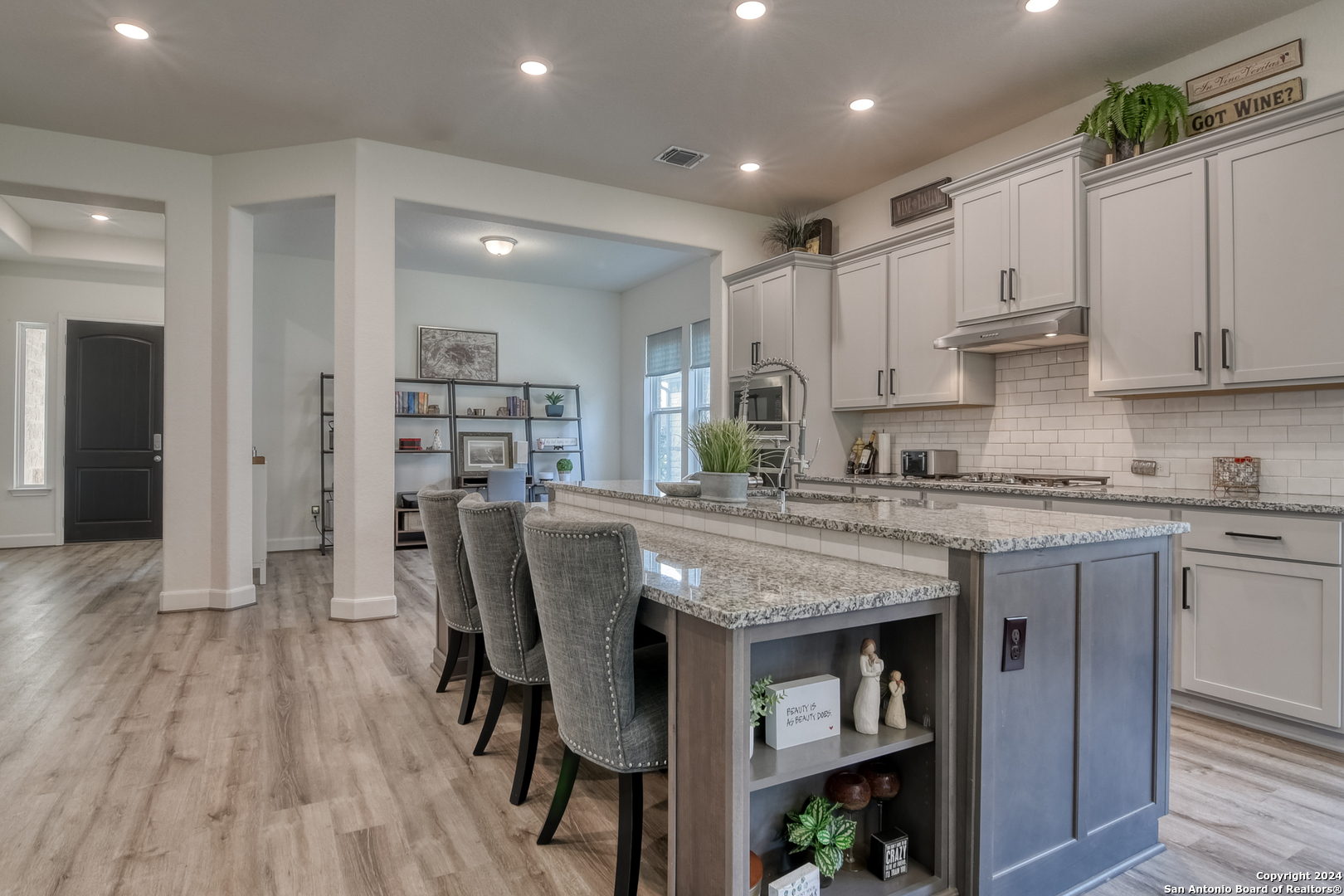 107 Cheslyn Boerne TX 78006