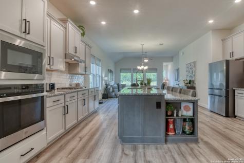 107 Cheslyn Boerne TX 78006