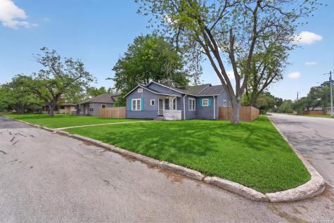 703 E Krezdorn Street Seguin TX 78155
