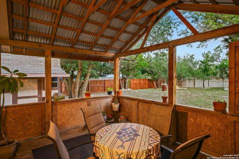 685 Rolling Hills Canyon Lake TX 78133
