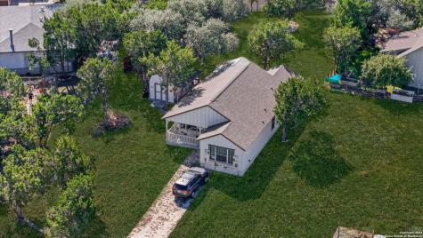 685 Rolling Hills Canyon Lake TX 78133