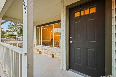 685 Rolling Hills Canyon Lake TX 78133