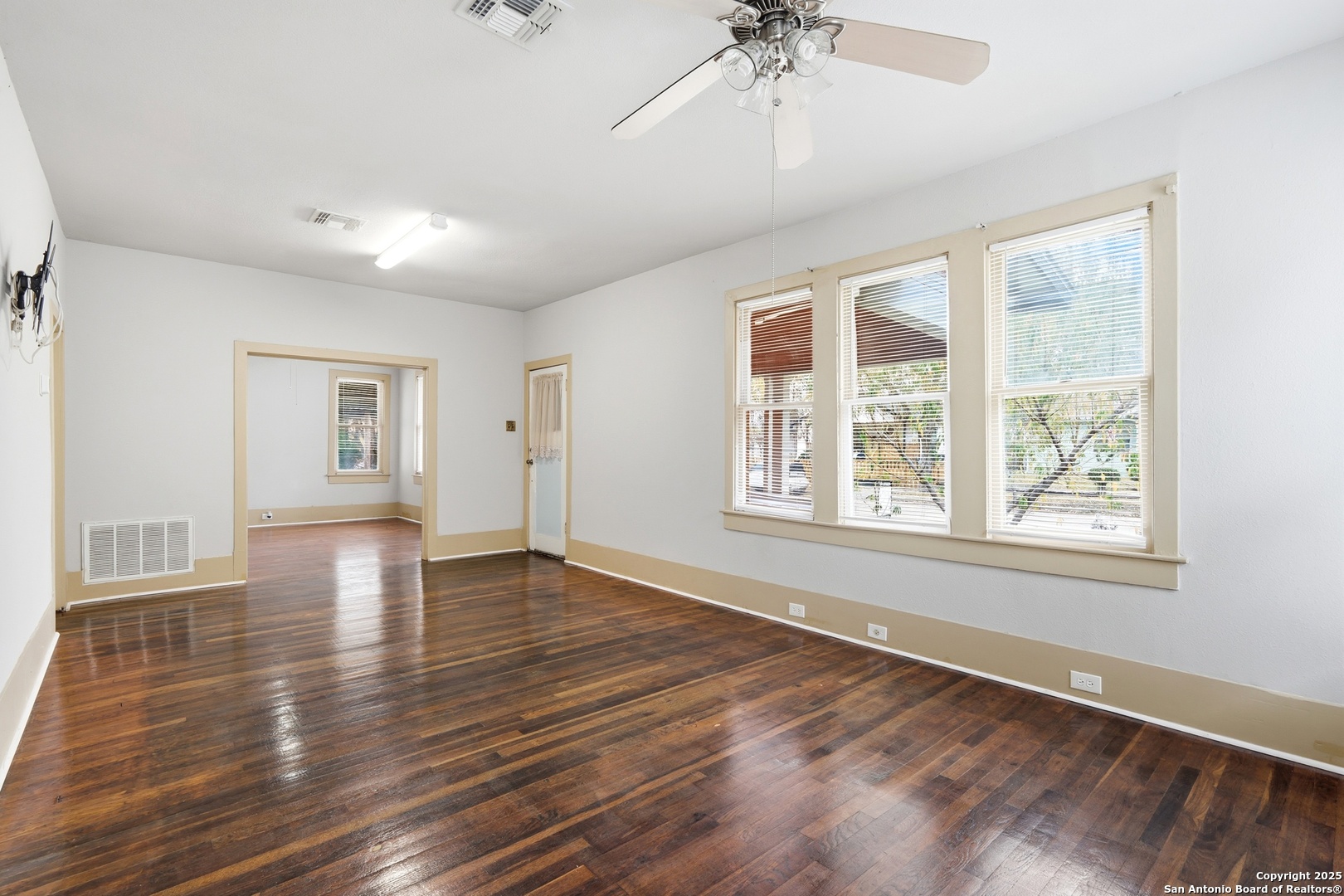 114 Bailey San Antonio TX 78210