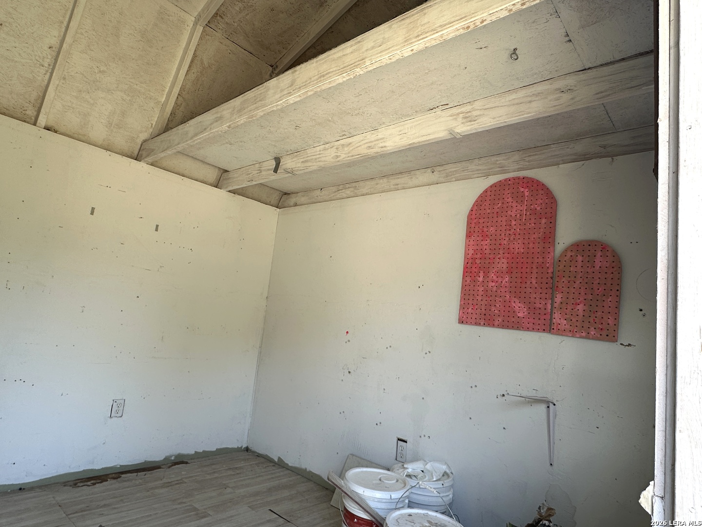 907 Dove Avenue Devine TX 78016