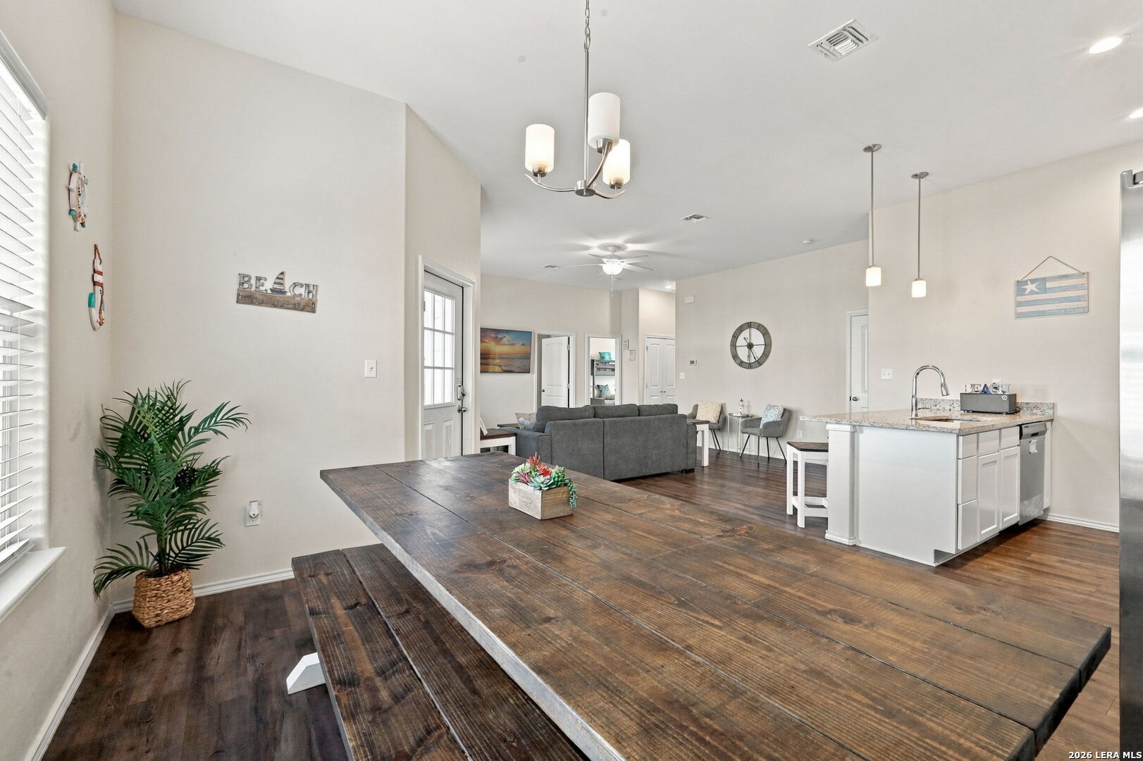 111 Paradise Drive Rockport TX 78382