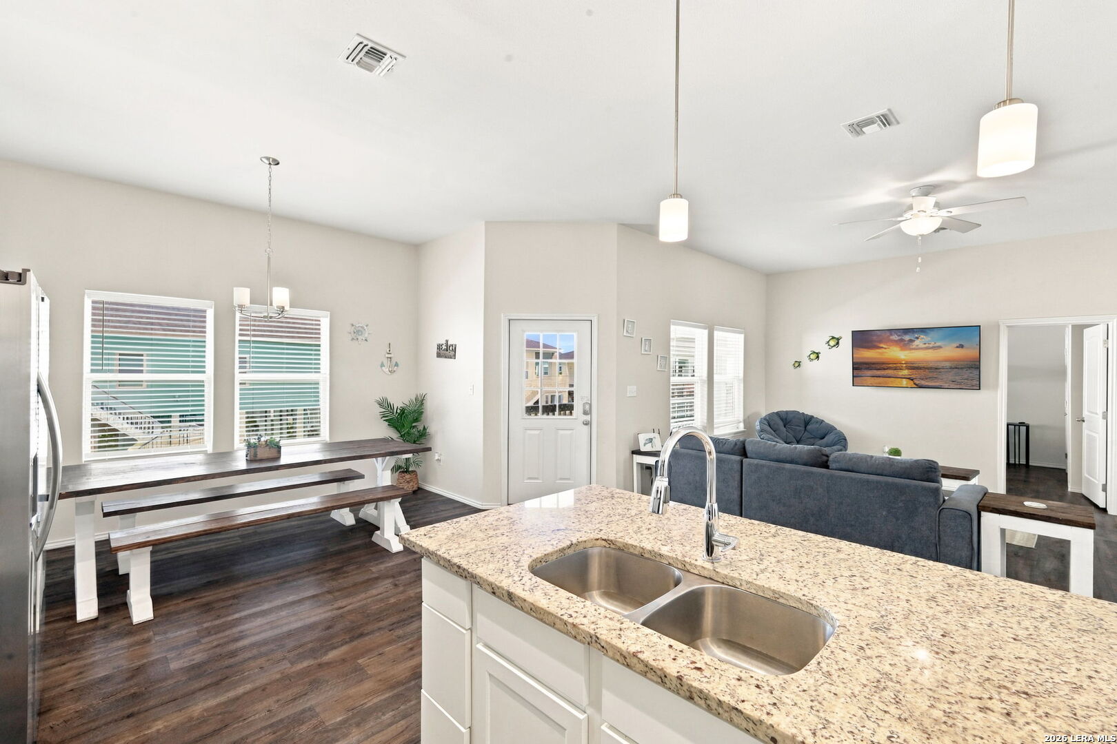 111 Paradise Drive Rockport TX 78382
