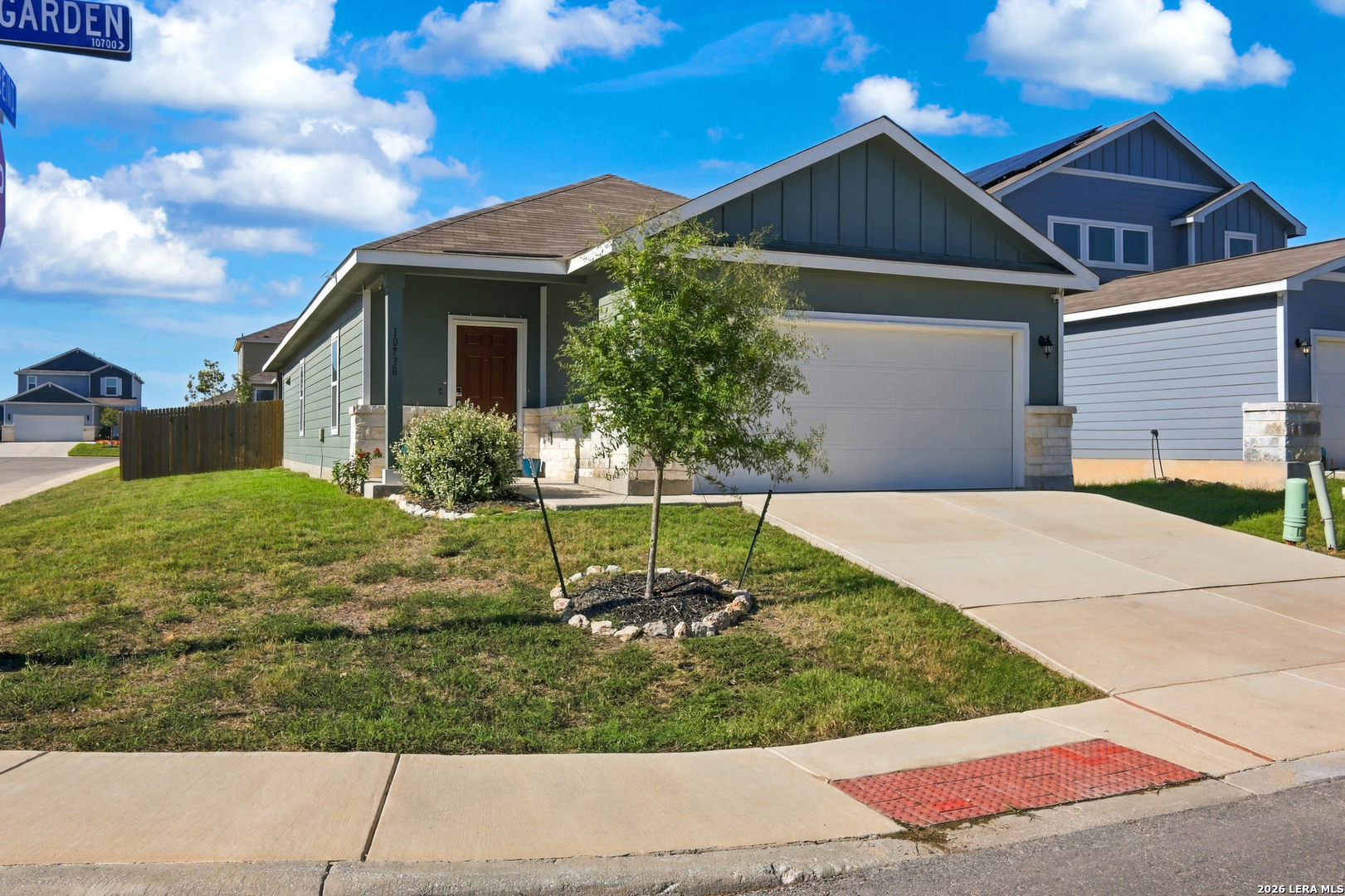 10738 Gilmore Garden Converse TX 78109