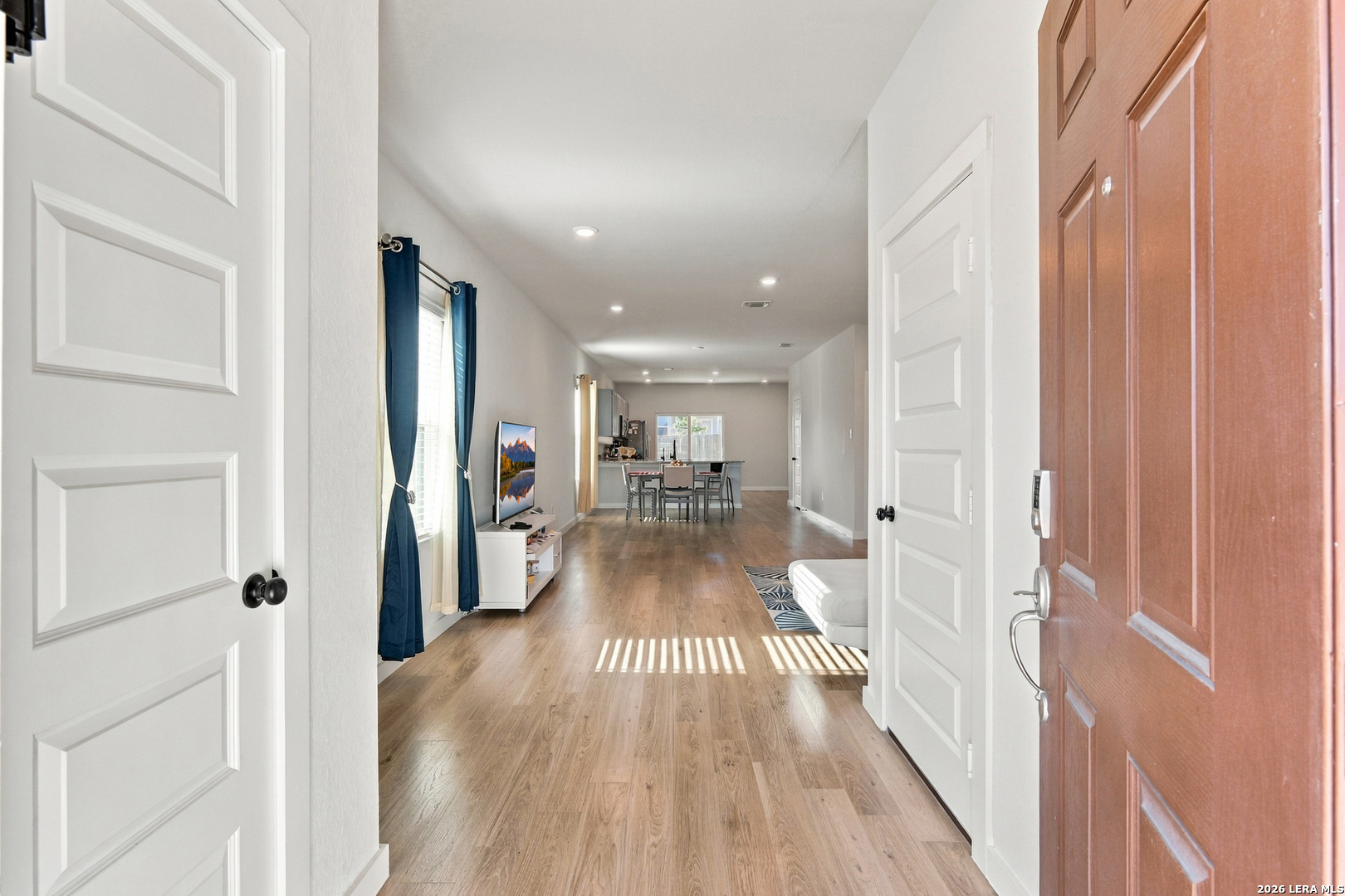 10738 Gilmore Garden Converse TX 78109