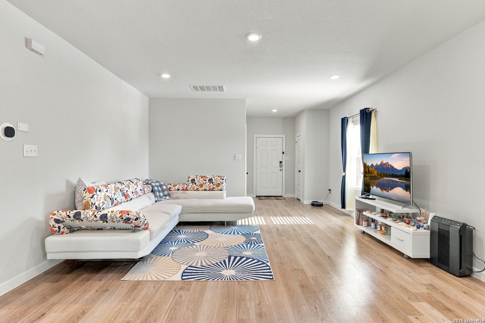 10738 Gilmore Garden Converse TX 78109