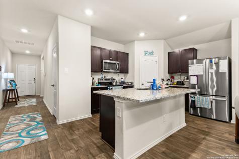 848 Pronghorn Trail Seguin TX 78155