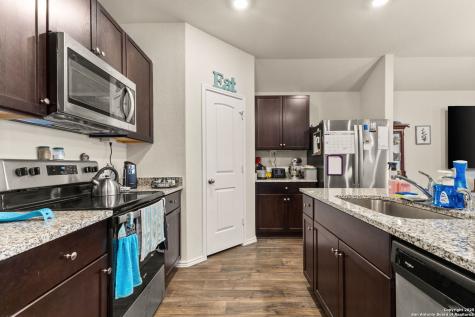848 Pronghorn Trail Seguin TX 78155