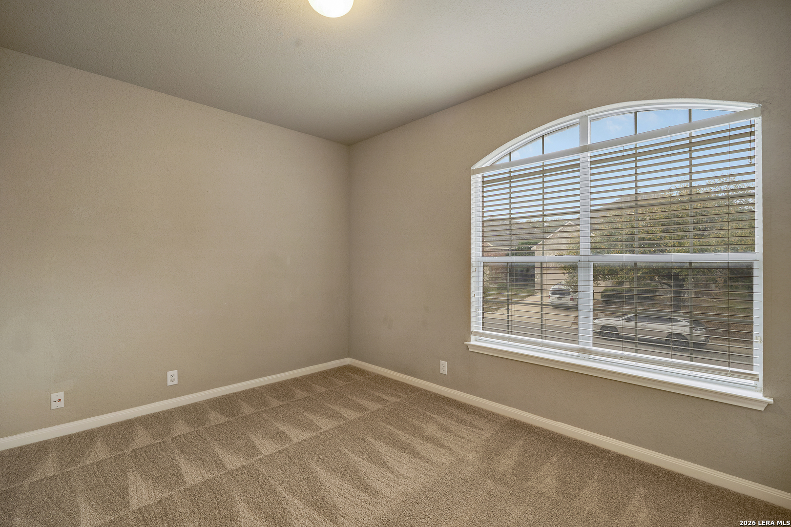 24050 Waterhole Lane San Antonio TX 78261