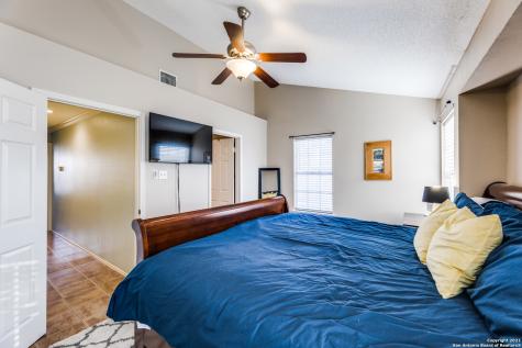 12 Cross Canyon San Antonio TX 78247