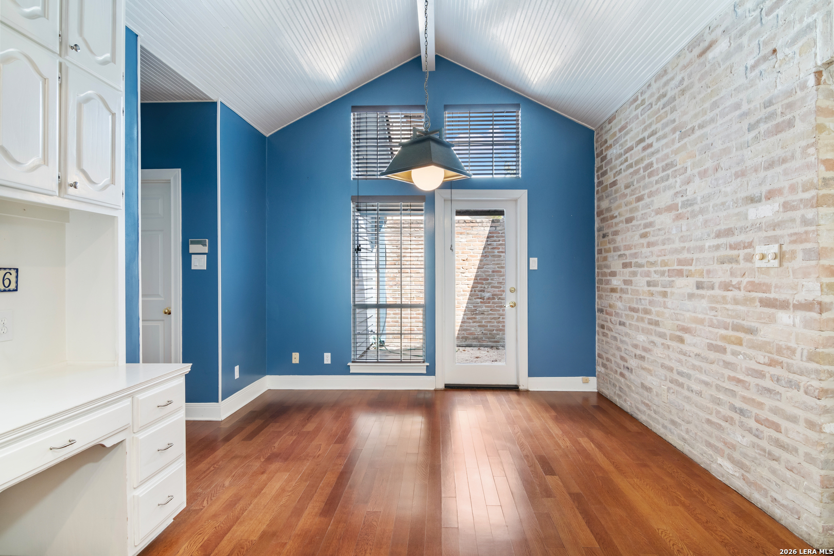6 Plum Lane San Antonio TX 78218