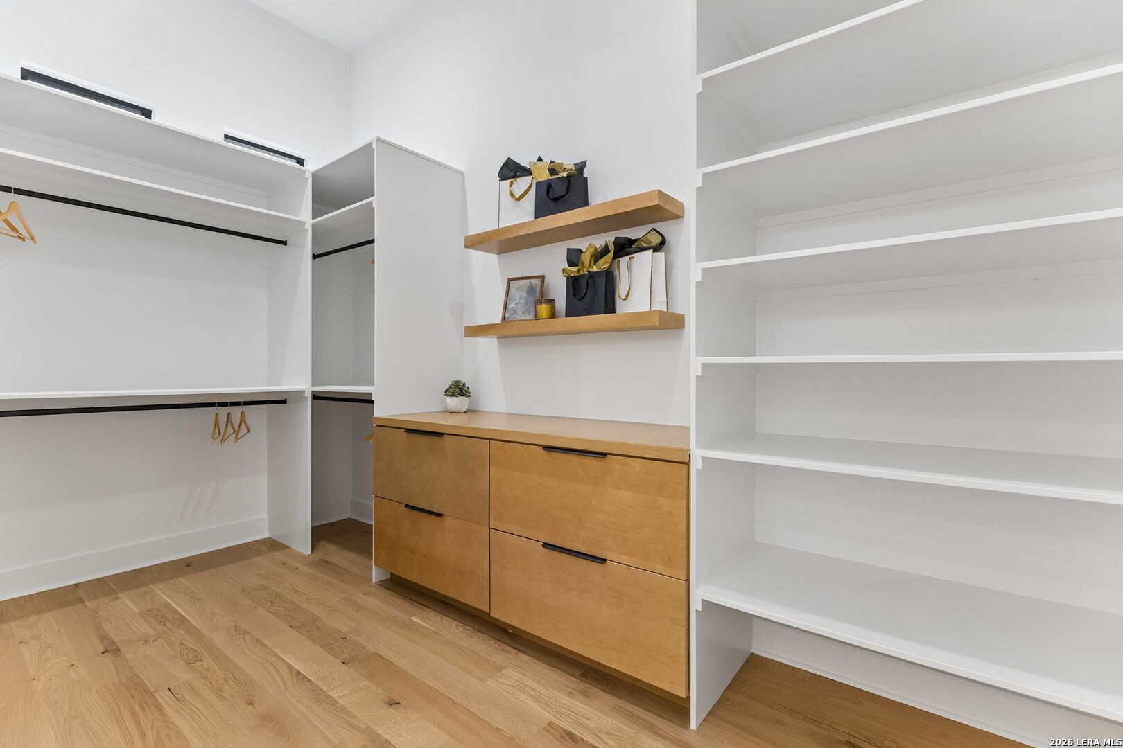 3906 Luz Del Faro San Antonio TX 78261
