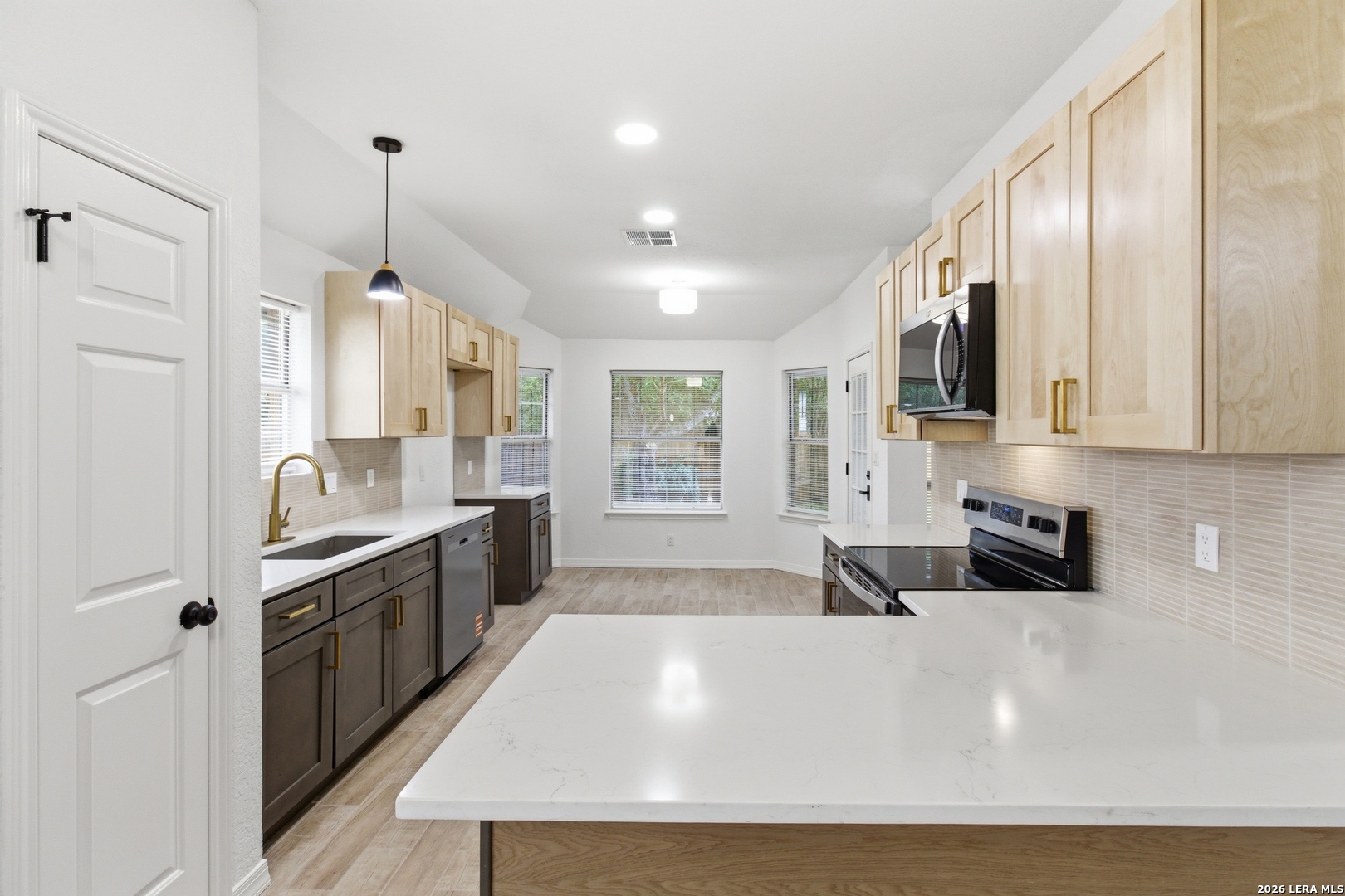 9422 Gray Sage Helotes TX 78023