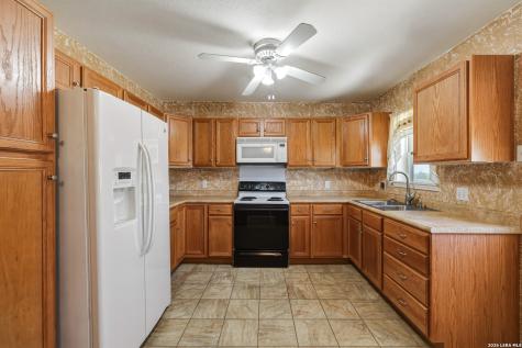 6730 E Loop 1604 S Adkins TX 78101