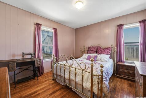 6730 E Loop 1604 S Adkins TX 78101