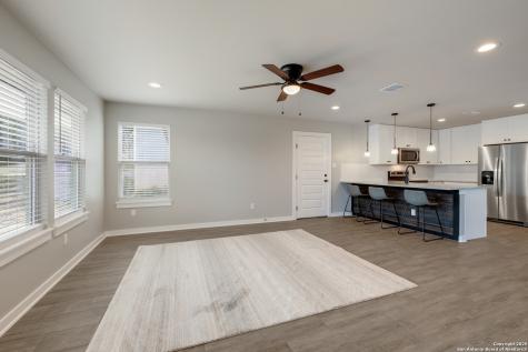 122 Hi View Lakehills TX 78063